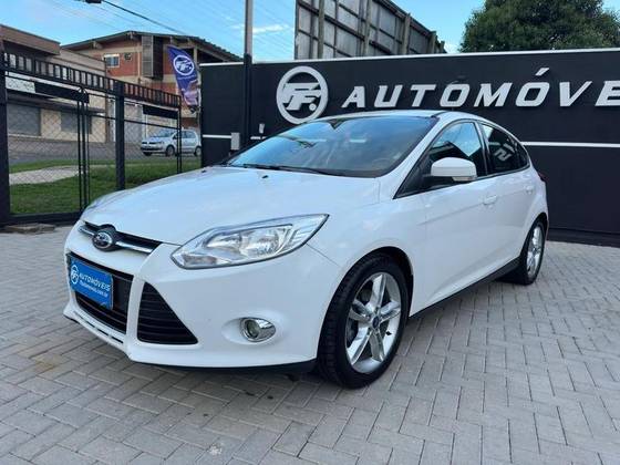 FORD FOCUS 2.0 SE 16V FLEX 4P POWERSHIFT FORD FOCUS 2.0 SE 16V FLEX 4P POWERSHIFT